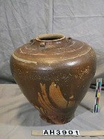 藏品(褐釉四繫罐)的圖片